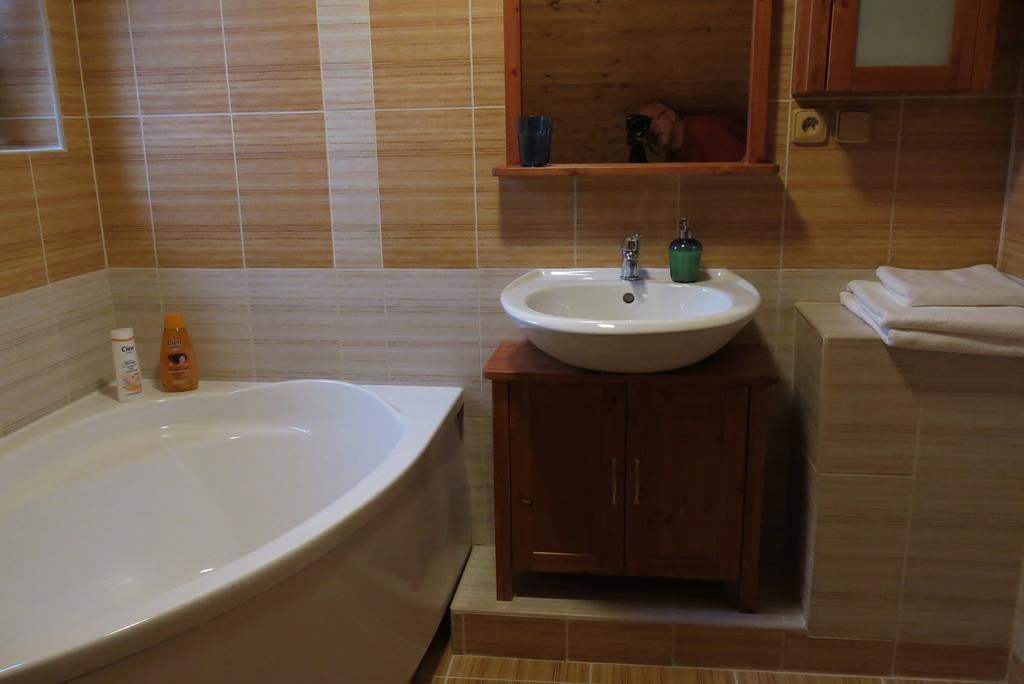 Roubenka U Mlyna Hotel Dasice Zewnętrze zdjęcie